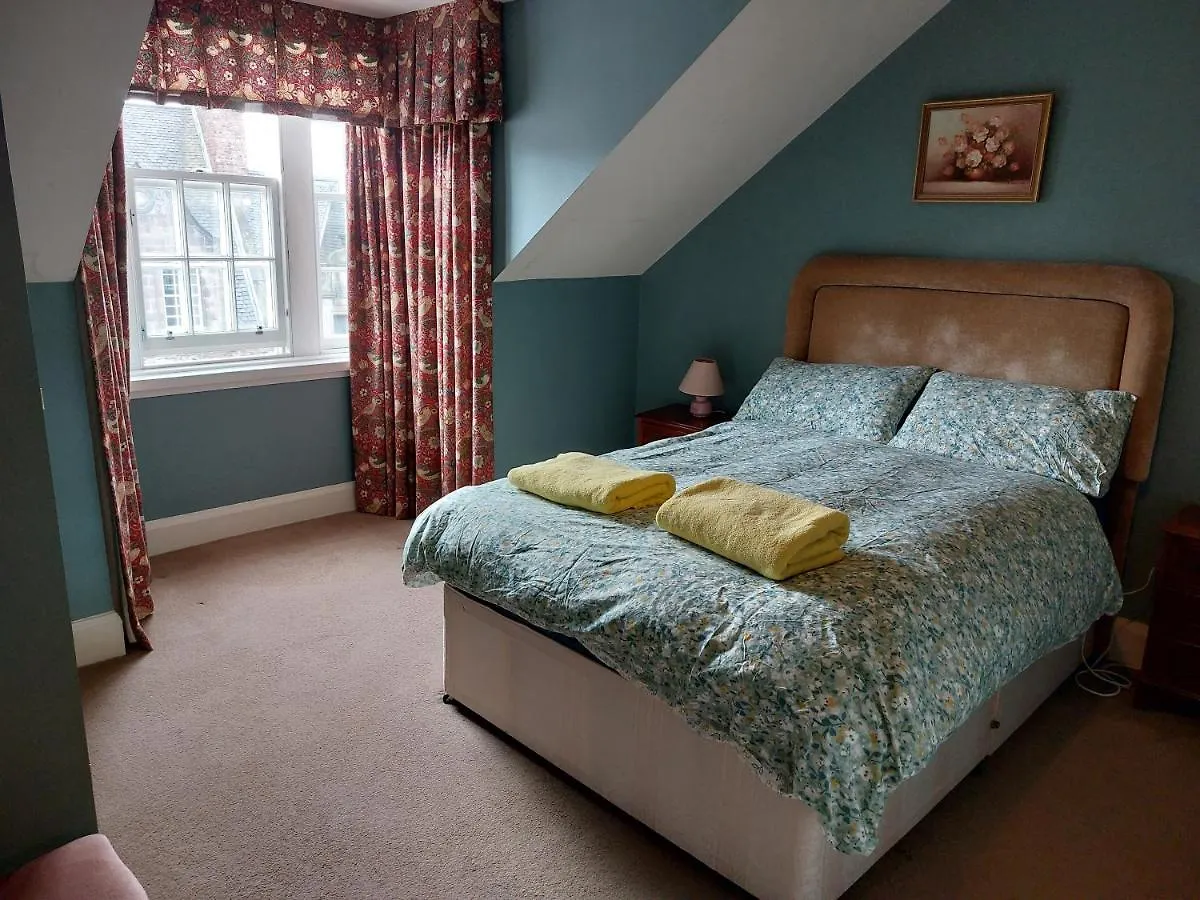 Stunning 5Br Royal Mile Penthouse Apartment Edinburgh 0*,