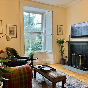 Apartment Cosy Georgian Flat, Edinburgh